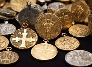 medallas religiosas #medallasregligiosas #joyasreligiosas #significadomedallasreligiosas